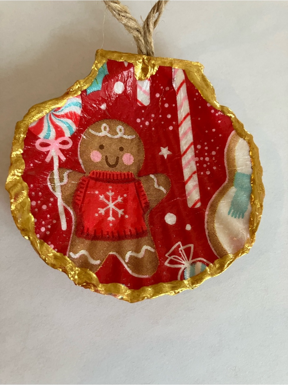 Handcrafted Gingerbread Seashell Ornment 3 inch Decoupage
